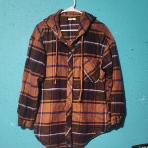 Cabin Plaid Boyfriend Hooded Button